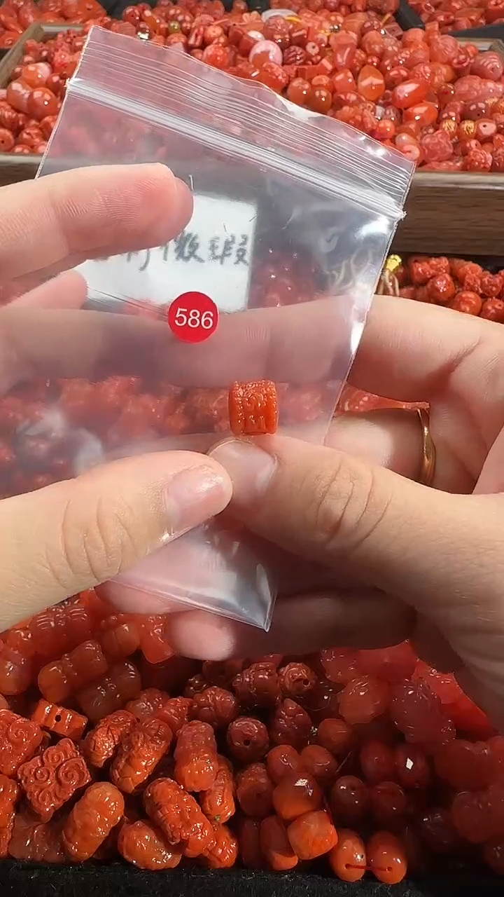 颈饰未镶嵌南红玛瑙14