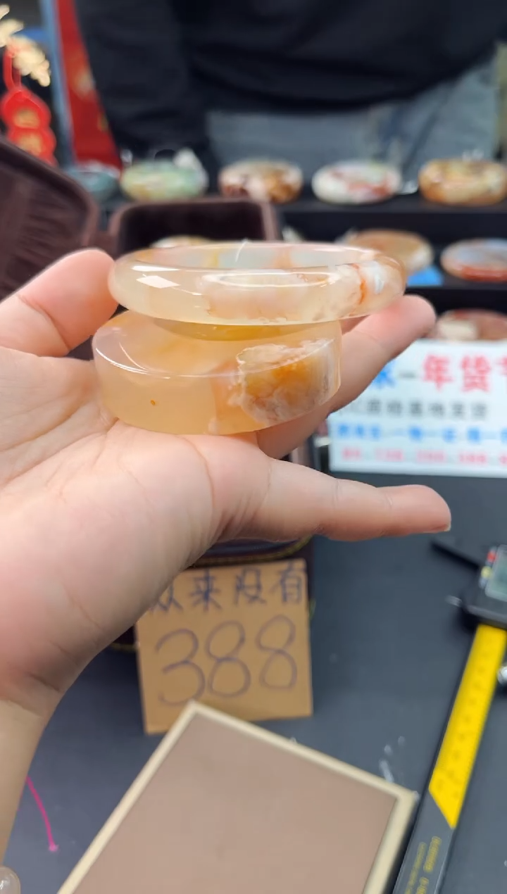 【闪购商品】石英质玉手镯未镶嵌赠送镯心（60圈口）