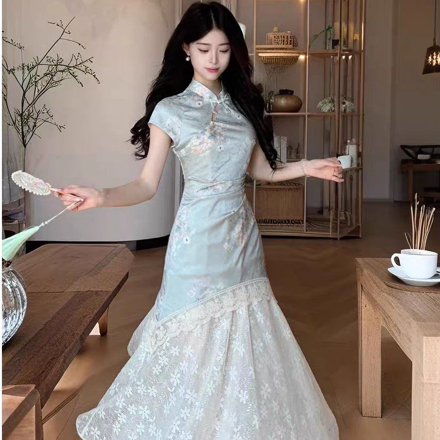 现货秒发--月魄霜 国风侧开叉改良旗袍新中式拼接蕾丝摆印花旗袍