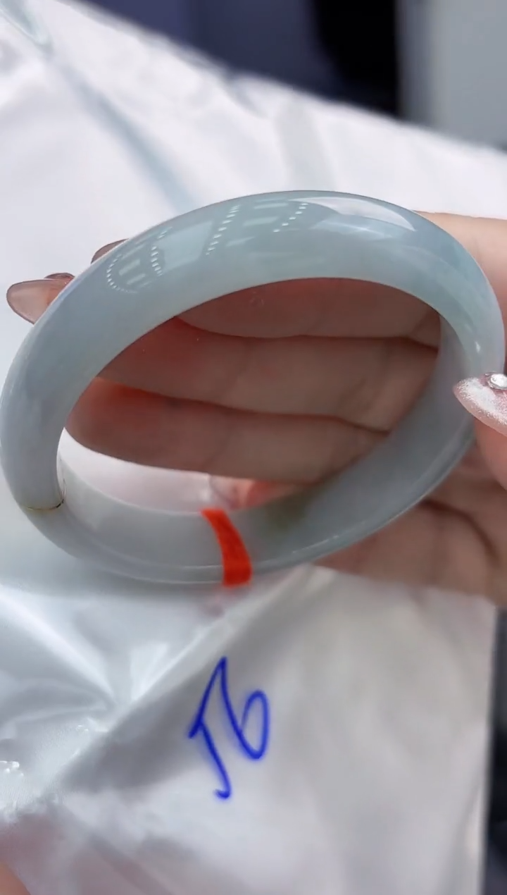 【闪购商品】翡翠手镯18K金镶嵌翡翠手镯