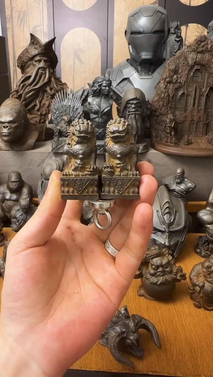 铁实心铁艺摆件~~6cm狮子一对（锈色）