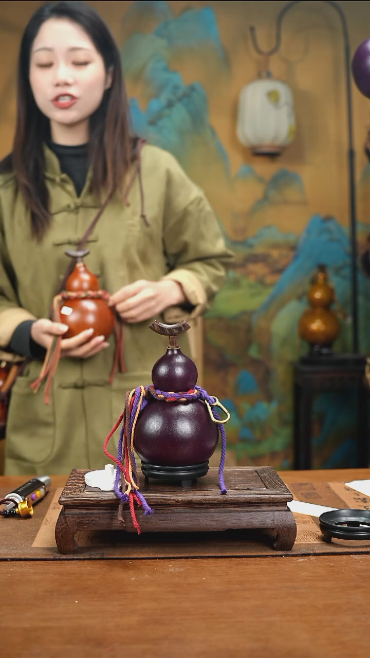 YQ011简约大漆款天然酒葫芦（一物一拍）