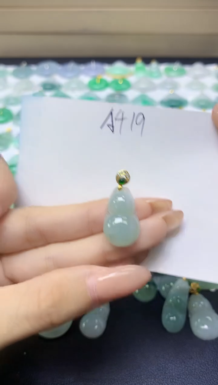 颈饰未镶嵌翡翠天然缅甸A货翡翠百元以上9元证书费自理