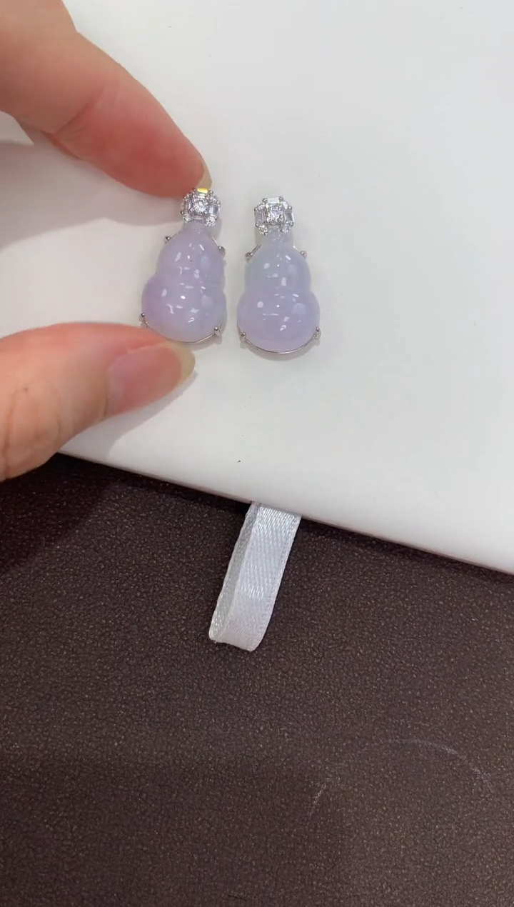 翡翠银S925镶嵌吊坠(赠链)天然缅甸a货翡翠(多样性发其一