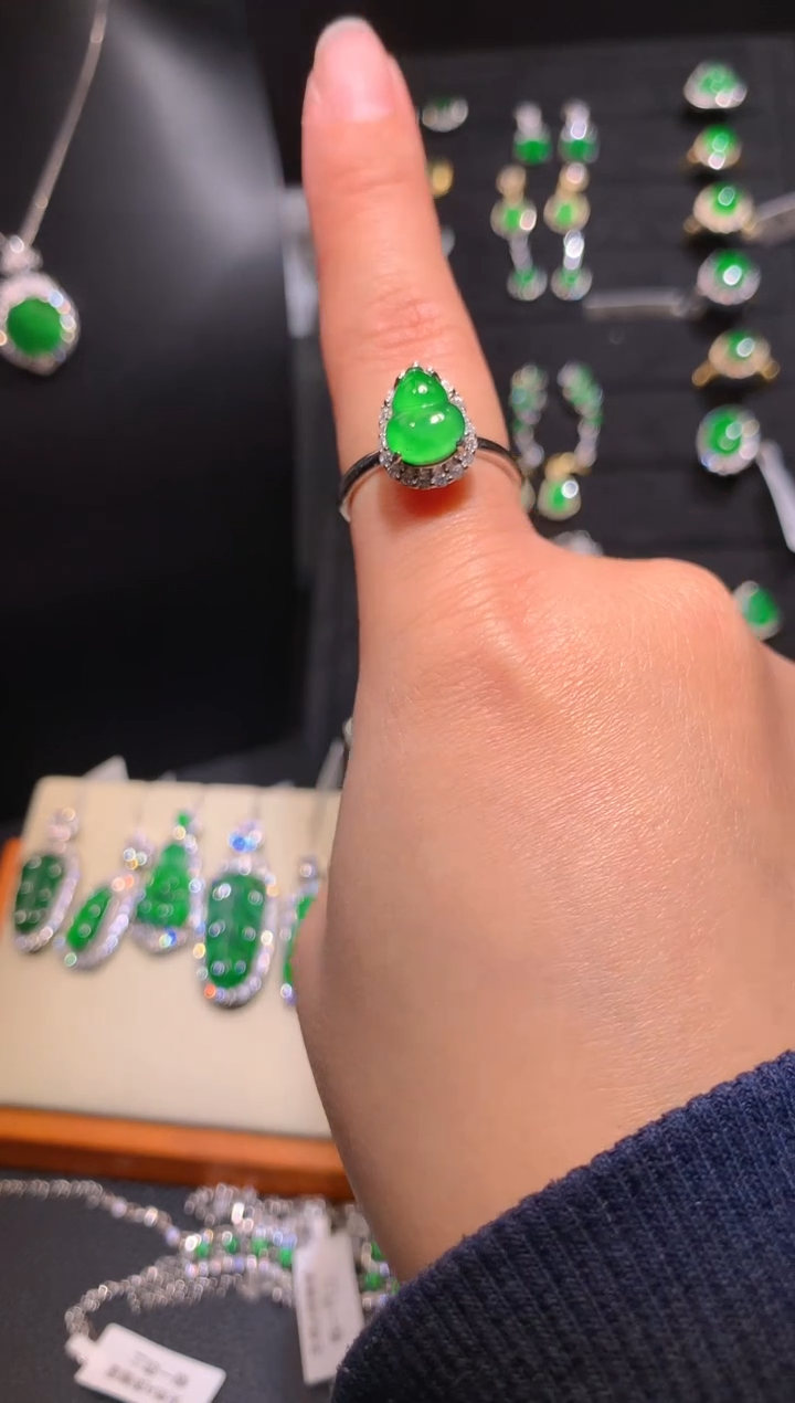 【闪购商品】翡翠戒指银S925镶嵌戒指