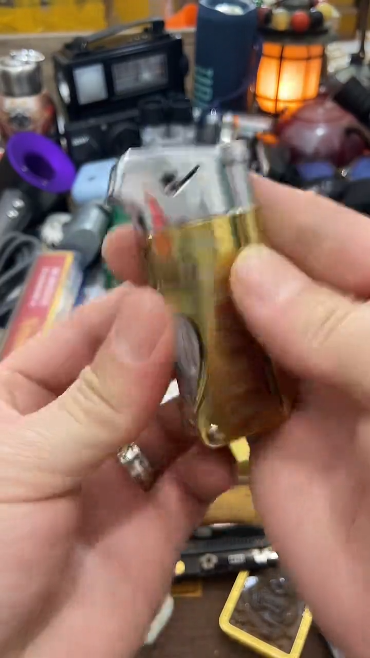 瓷片闪购商品 如图所示