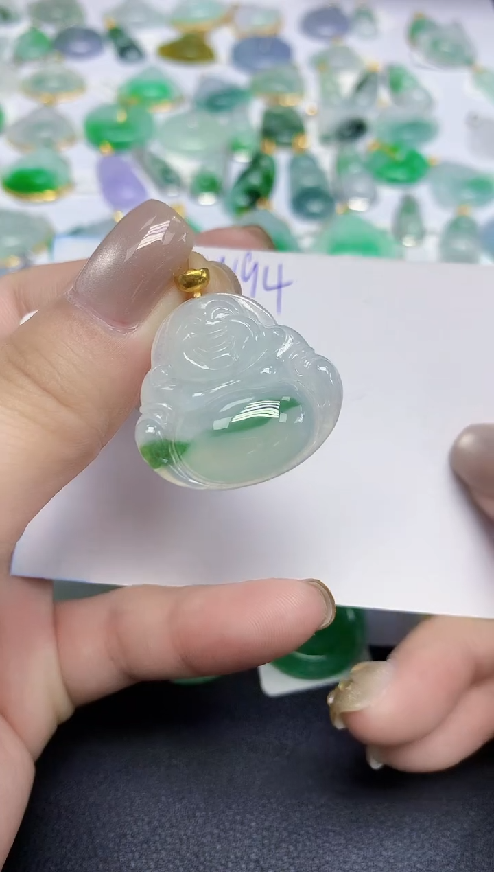 颈饰18K金镶嵌翡翠天然缅甸翡翠A货翡翠百元以上9元证书费自理