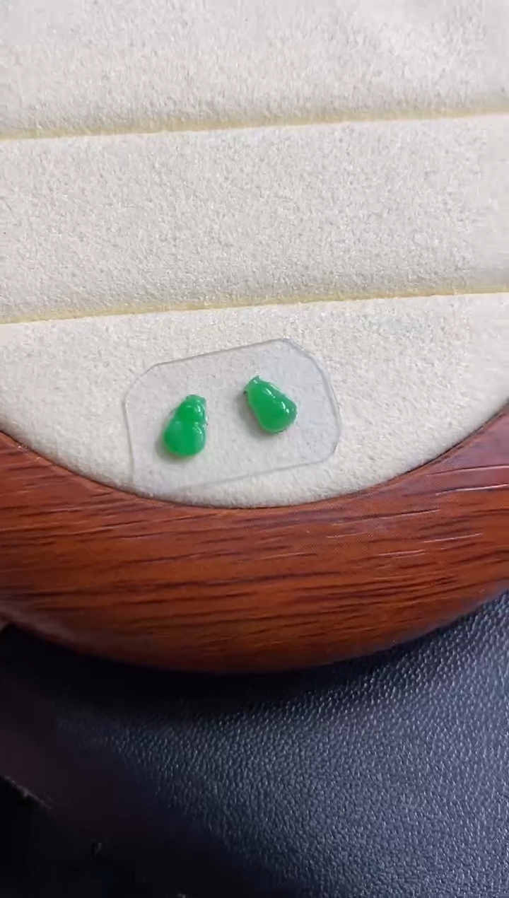 未镶嵌定制翡翠葫芦