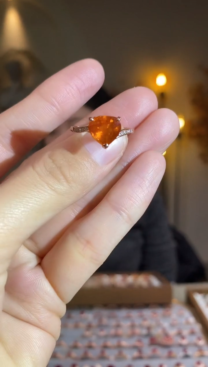 银S925镶嵌手饰石榴石手饰