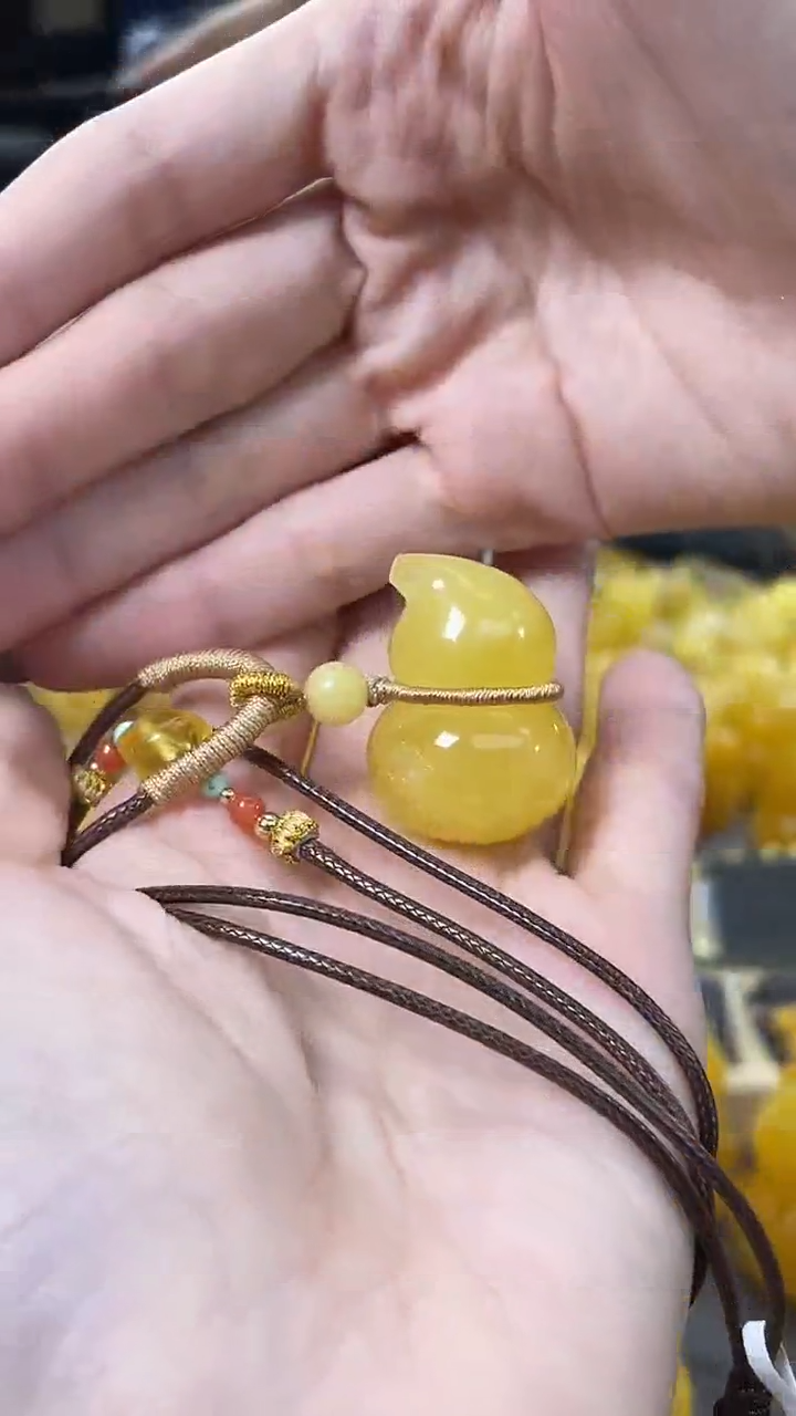 裸石琥珀未镶嵌微瑕j82