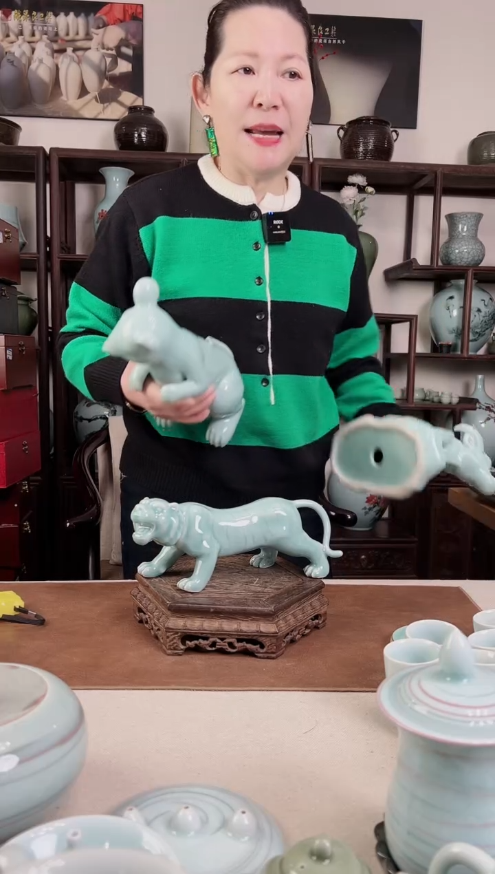 【闪购商品】杯青瓷 十二生肖 虎（带礼盒）