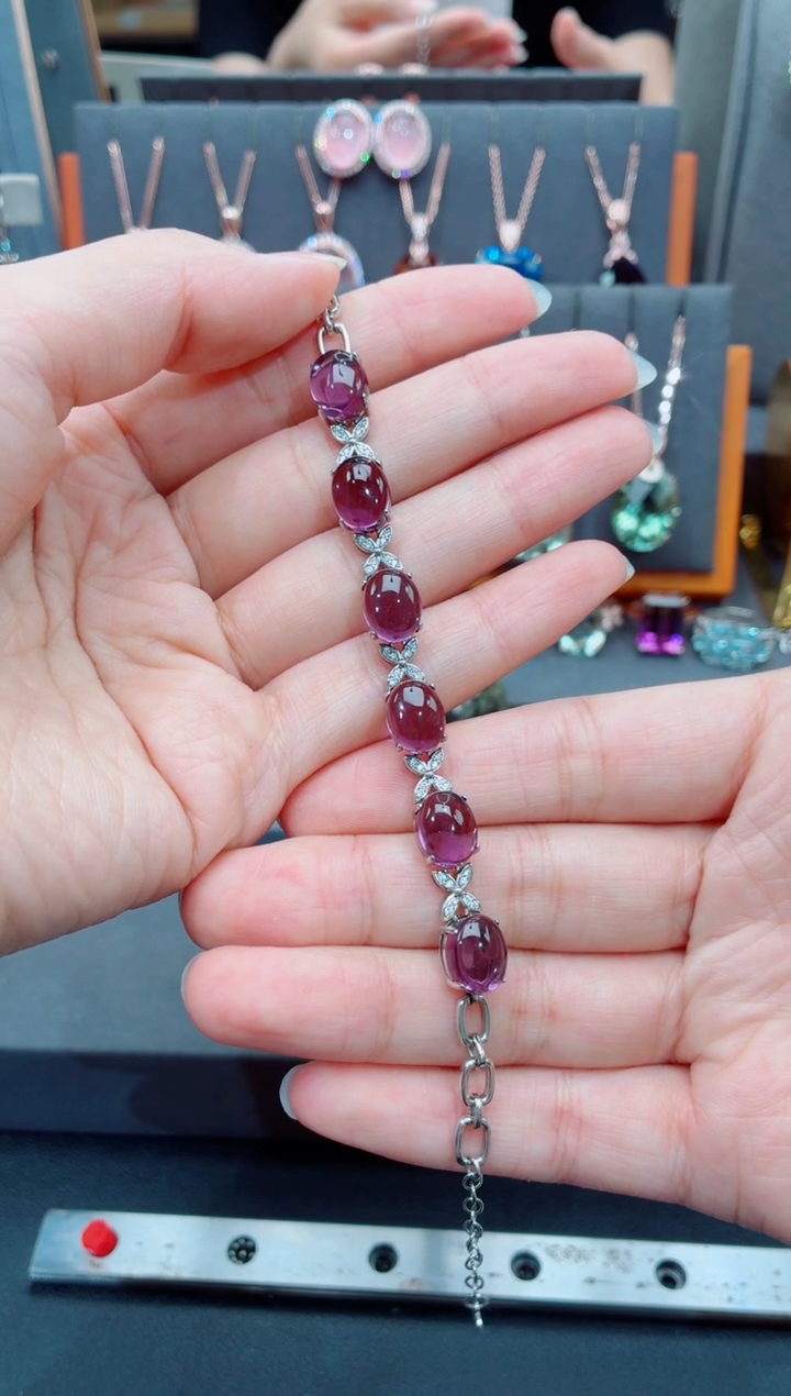 水晶手链银S925镶嵌咖**糖水晶手链