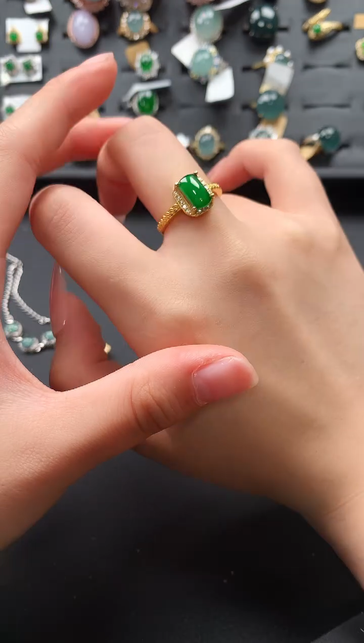 【闪购商品】翡翠戒指银S925镶嵌521412