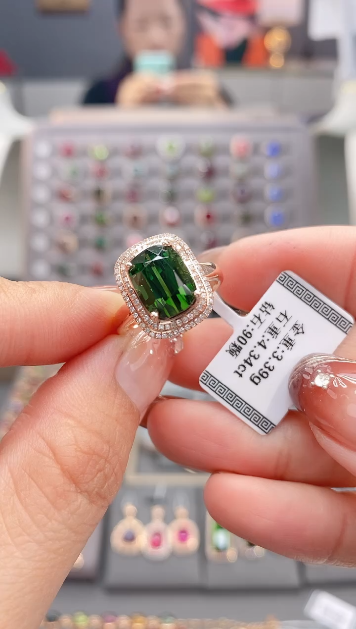 18K金镶嵌戒指碧玺4.34