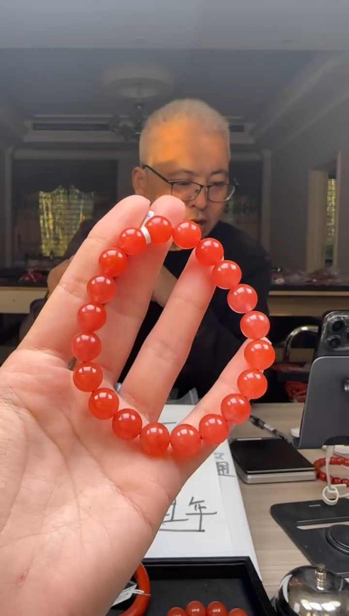 【闪购商品】南红玛瑙10mm保山手串老型未镶嵌多样性发一件