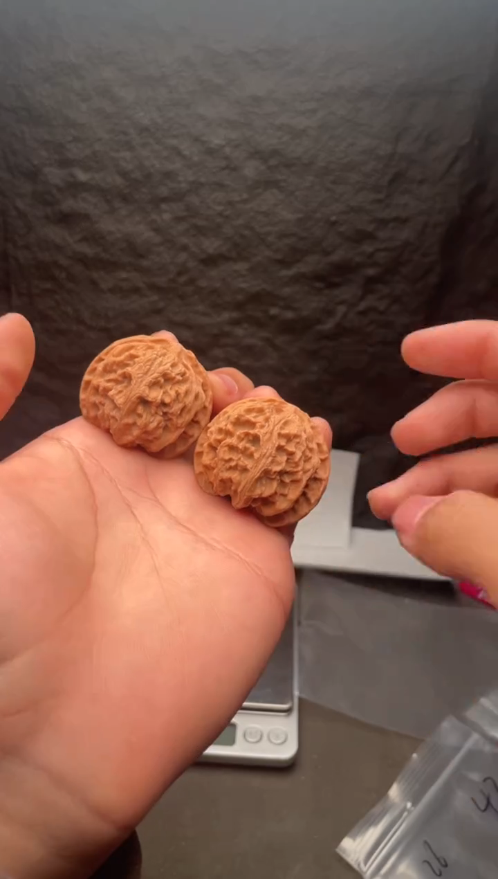 吊坠文玩核桃36苹果园