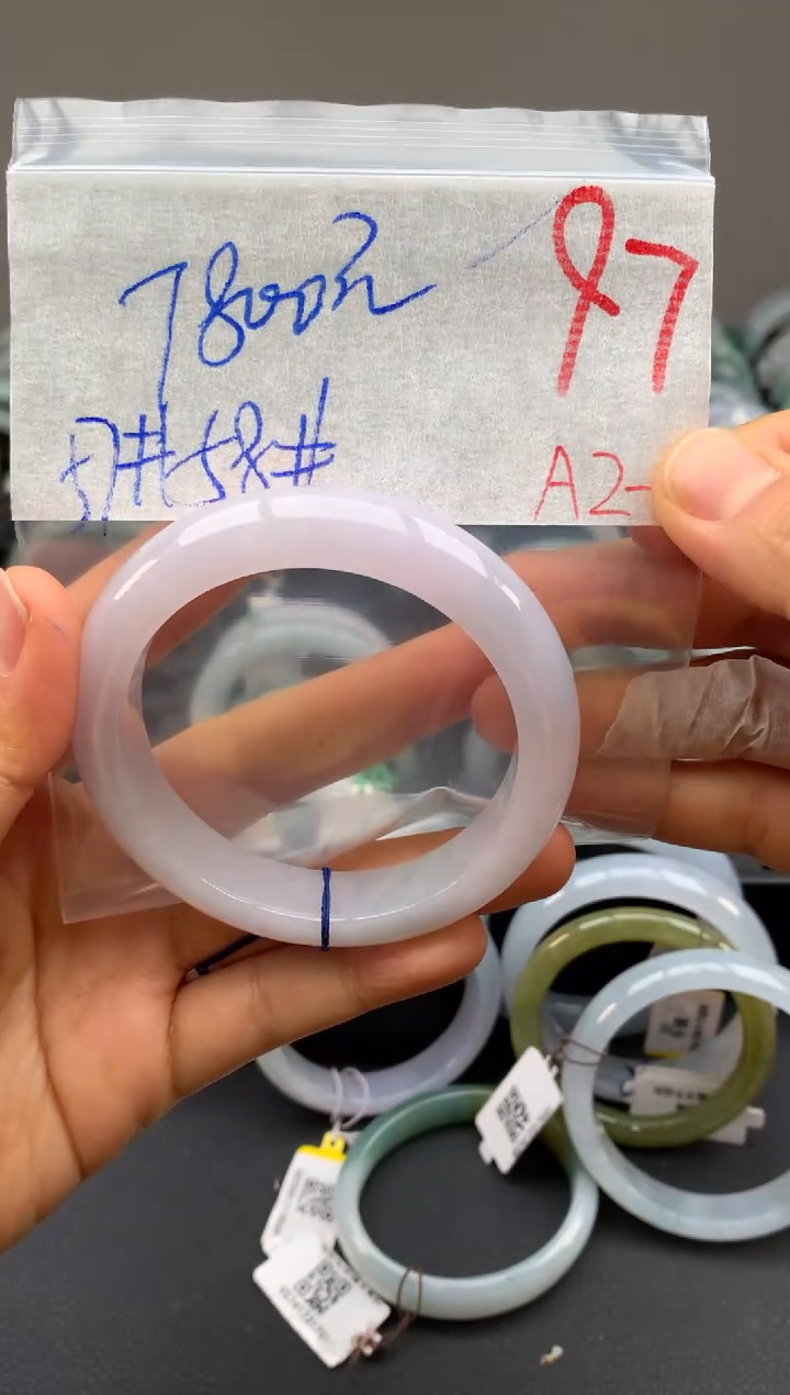 【闪购商品】定制翡翠未镶嵌毛货需精细抛光+多样性发货拍一发一