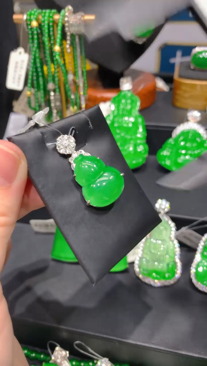 颈饰银S925镶嵌翡翠15一季