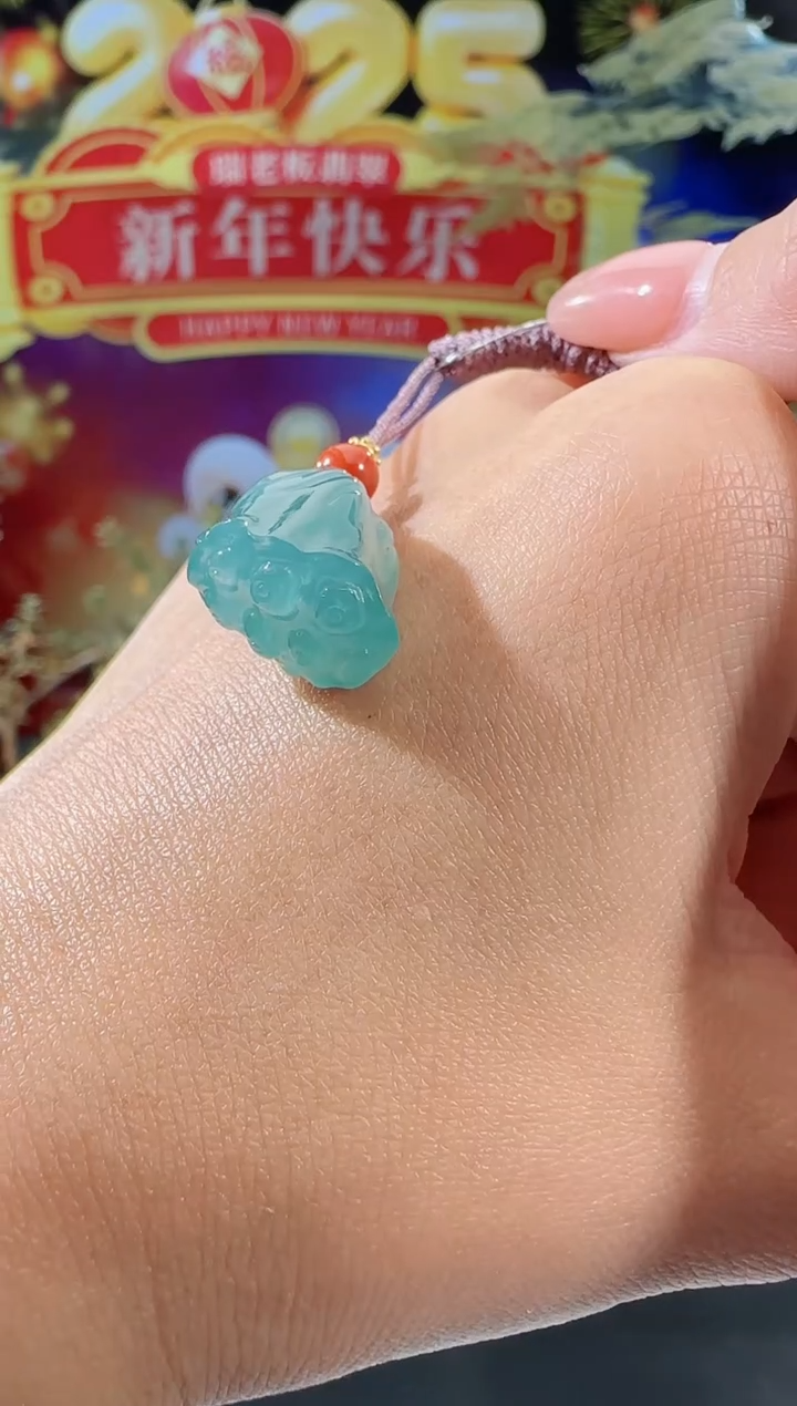 【闪购商品】翡翠吊坠(不含链)未镶嵌莲蓬