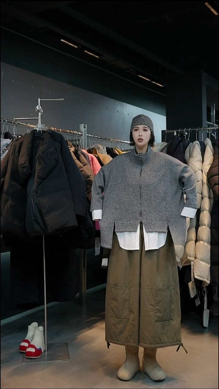 灰色打底灰色打底