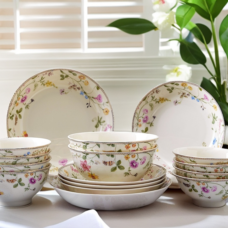 象牙瓷16头牵手一生套装轻奢高档家用简约中式欧式金边盘碟盘子