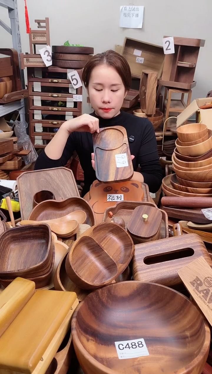 木 南美胡桃木点心盘25*13*2cm   