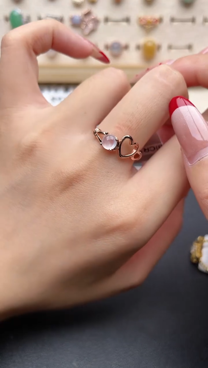 【闪购商品】翡翠戒指银S925镶嵌一物一证一礼盒