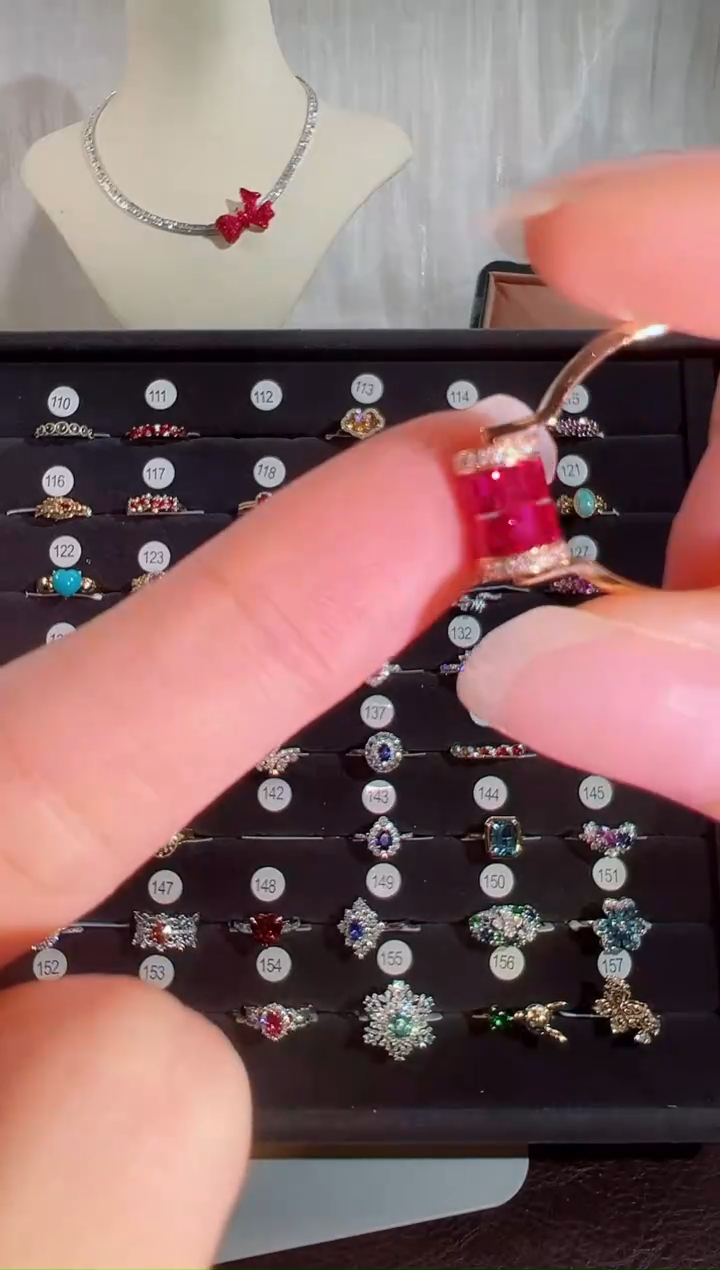 戒指18K金镶嵌红宝石WG2317#-R#142