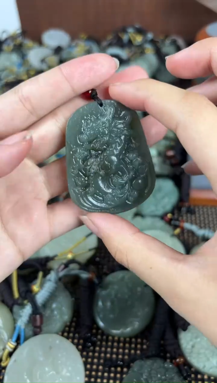 【闪购商品】和田玉颈饰未镶嵌1