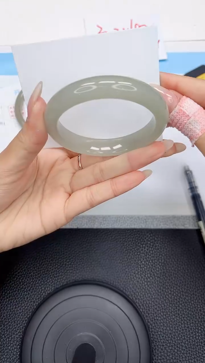 石英质玉手镯未镶嵌317-56.3