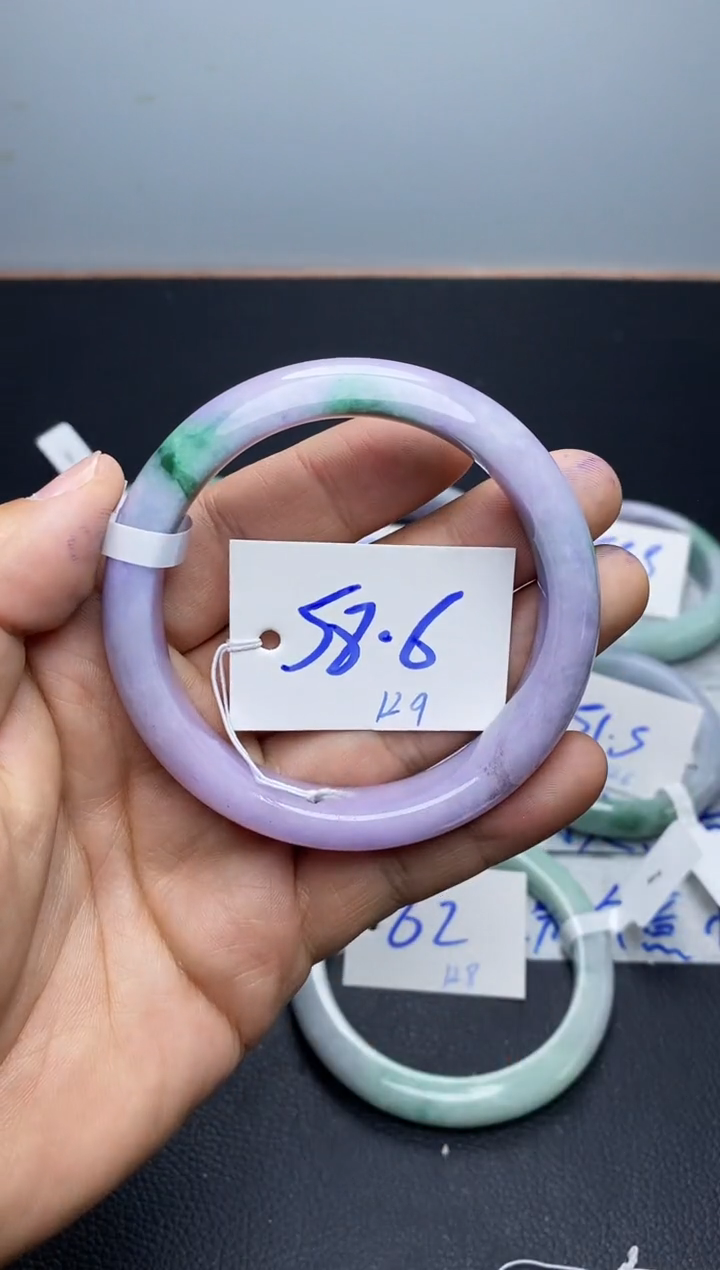 未镶嵌手镯翡翠129