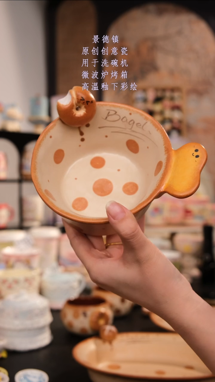 摆件景德镇手工手绘设计师款