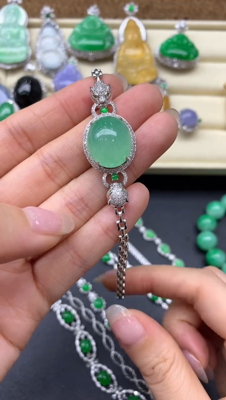 【闪购商品】翡翠手串18K金镶嵌588-中国好珍宝