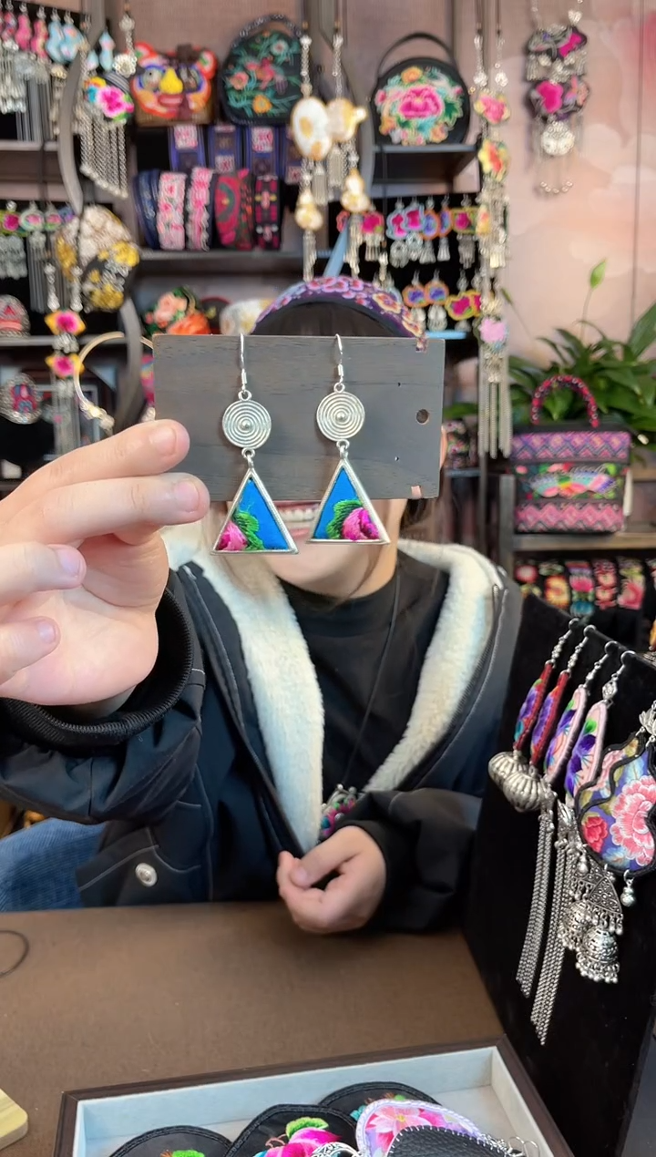 织绣?***?民族风手工非遗老绣饰品411