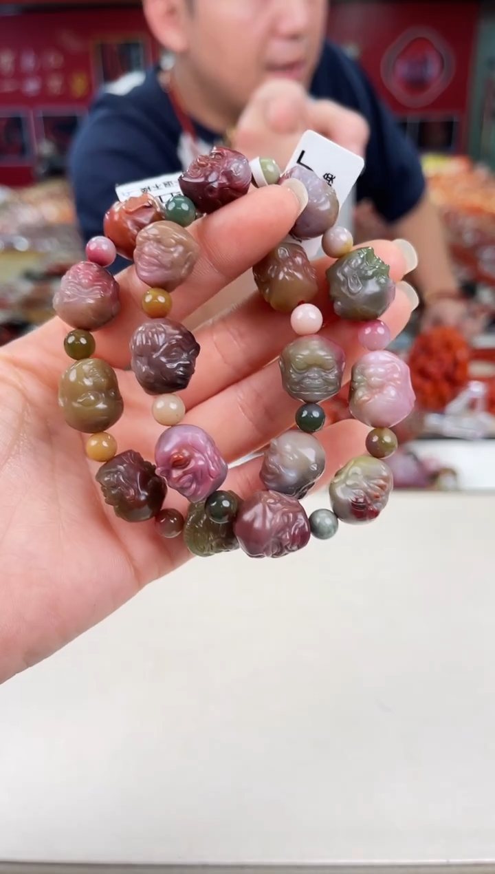 未镶嵌玛瑙手链盐源雕刻手串（多样式发其一）