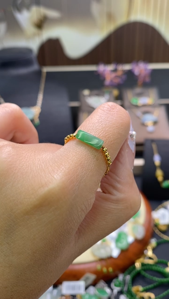 【闪购商品】翡翠颈饰18K金镶嵌净货13163