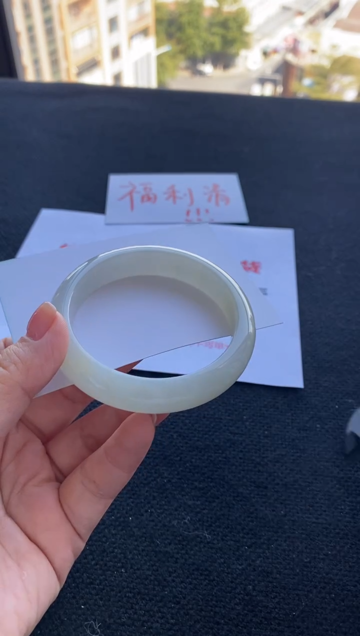 【闪购商品】翡翠手镯未镶嵌买断价000494