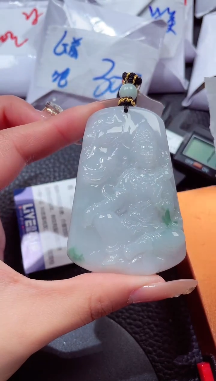 颈饰未镶嵌翡翠8
