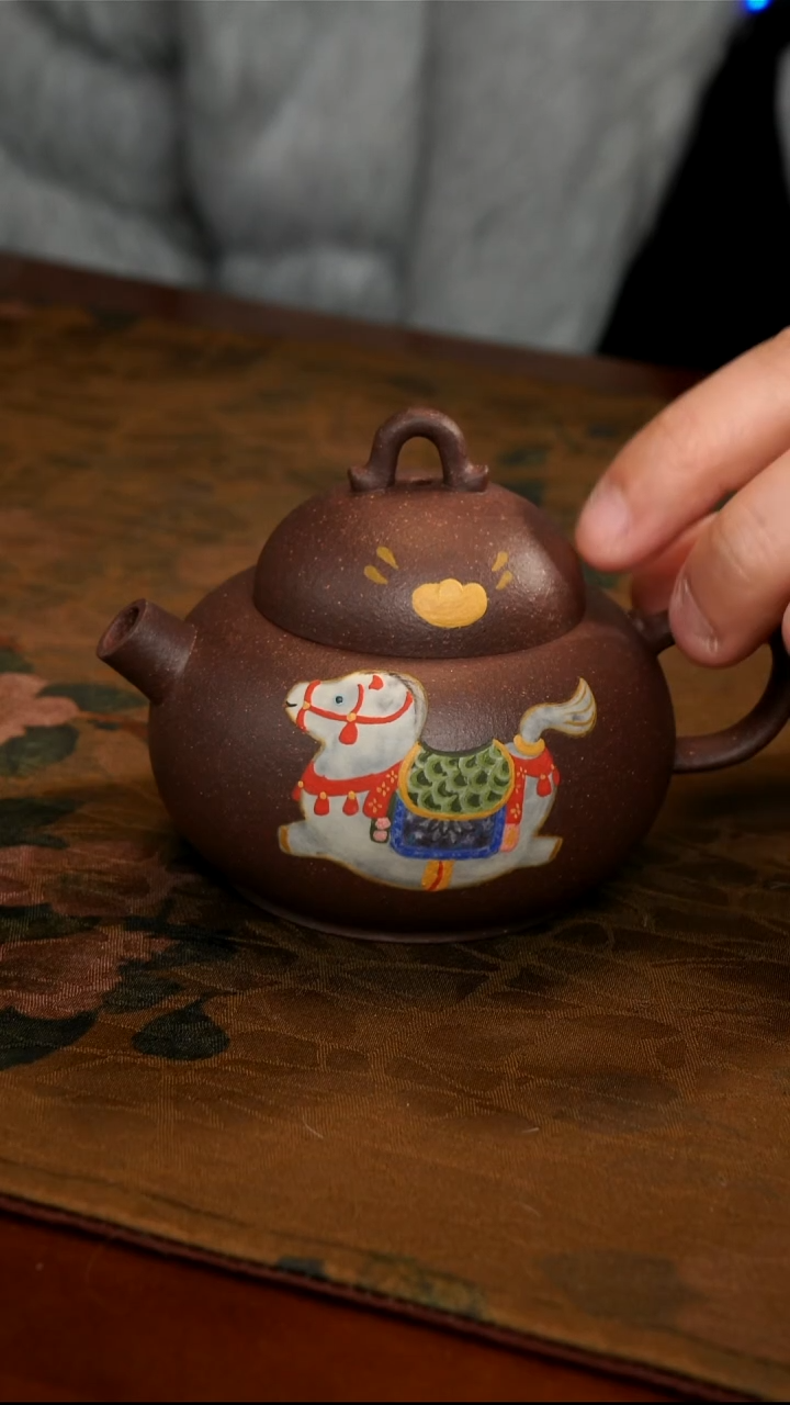 茶壶紫砂紫泥马上有钱壶