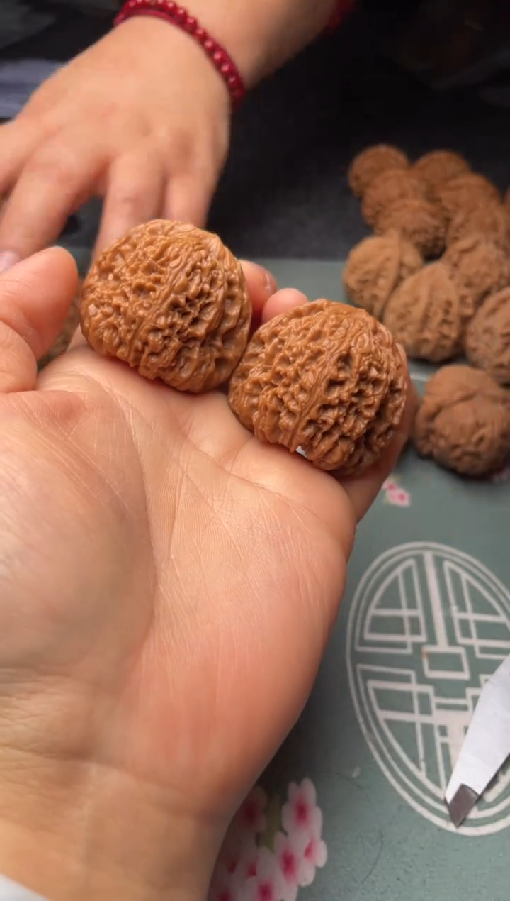 把件文玩核桃w139  南疆石  39尺