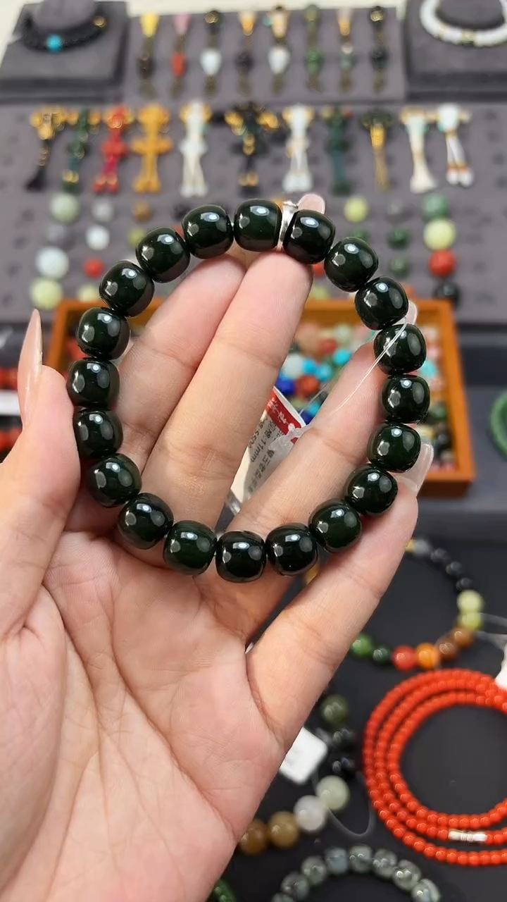 未镶嵌和田玉挂件11mm碧玉老型手串