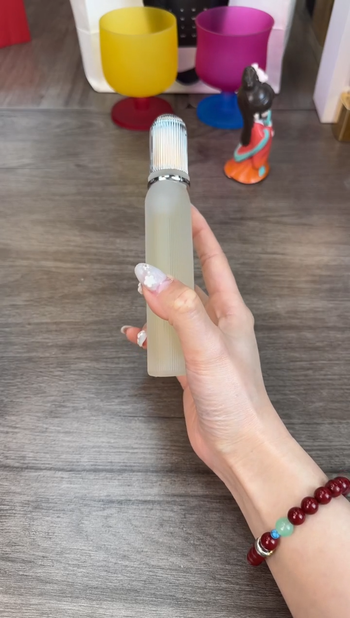 瓷片新号开播漏不停@@CQ870