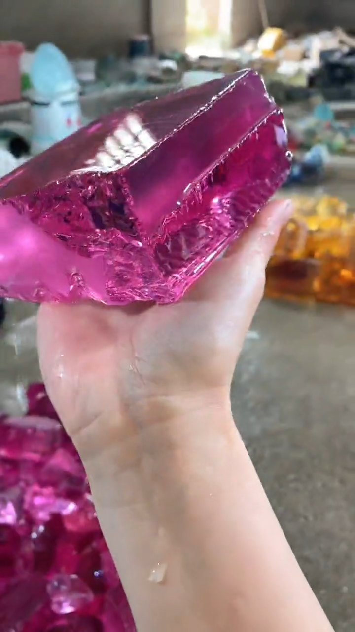 新疆五彩石原石摆件