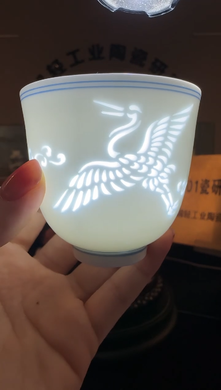 瓷摆件玲珑主人杯