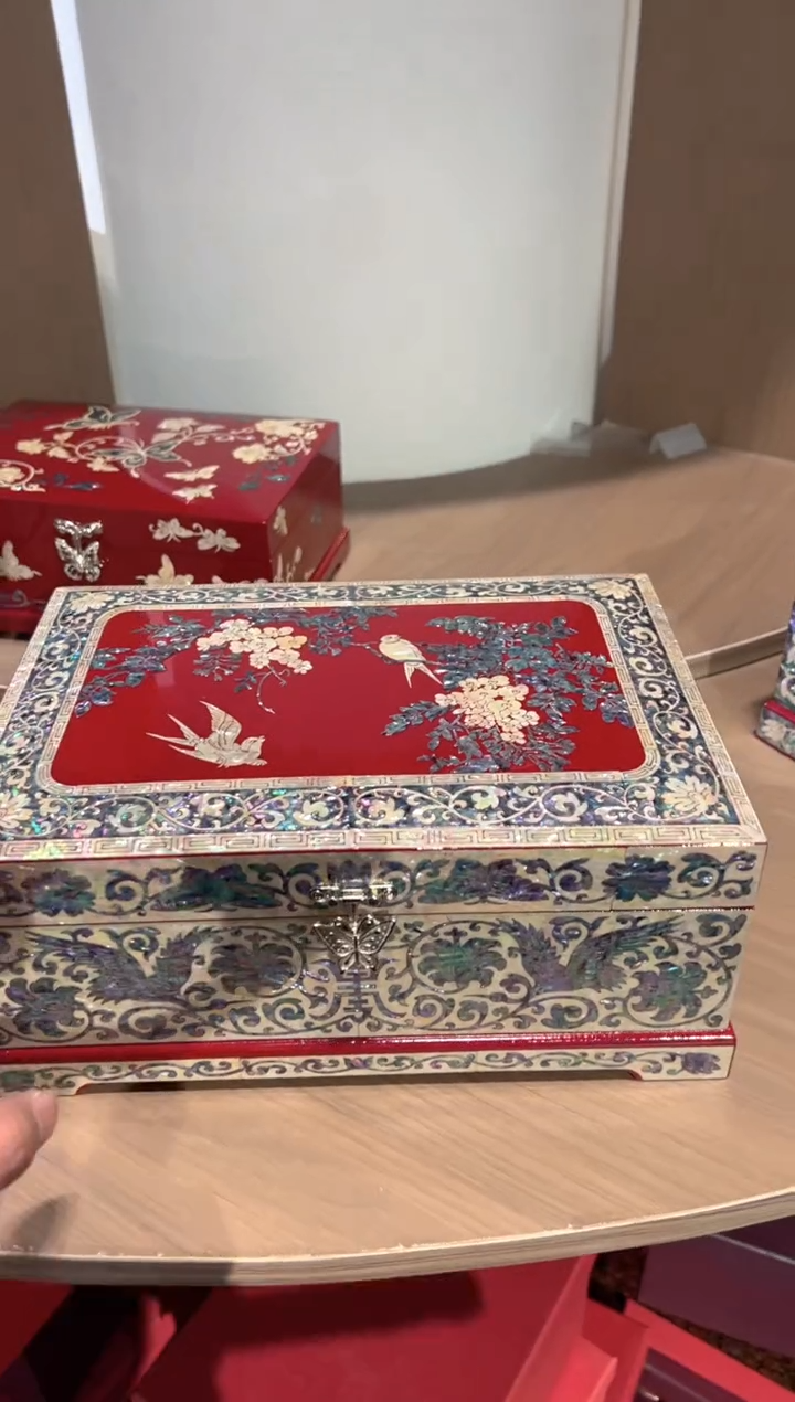 【闪购商品】按扣绒布底·弘贝雅螺钿漆器文化馆  