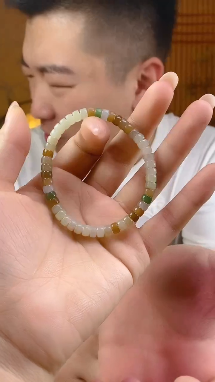 和田玉未镶嵌颈饰多样性发货，拍一发一