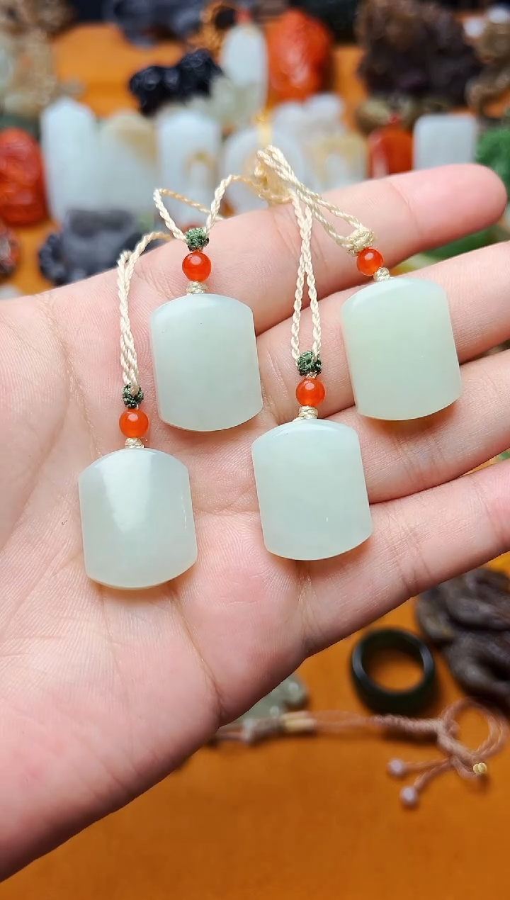 【闪购商品】和田玉颈饰未镶嵌无事牌多样性拍一发一