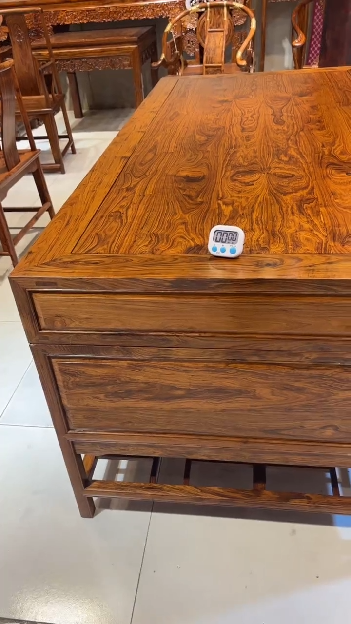 【闪购商品】木木艺黄花梨办公桌