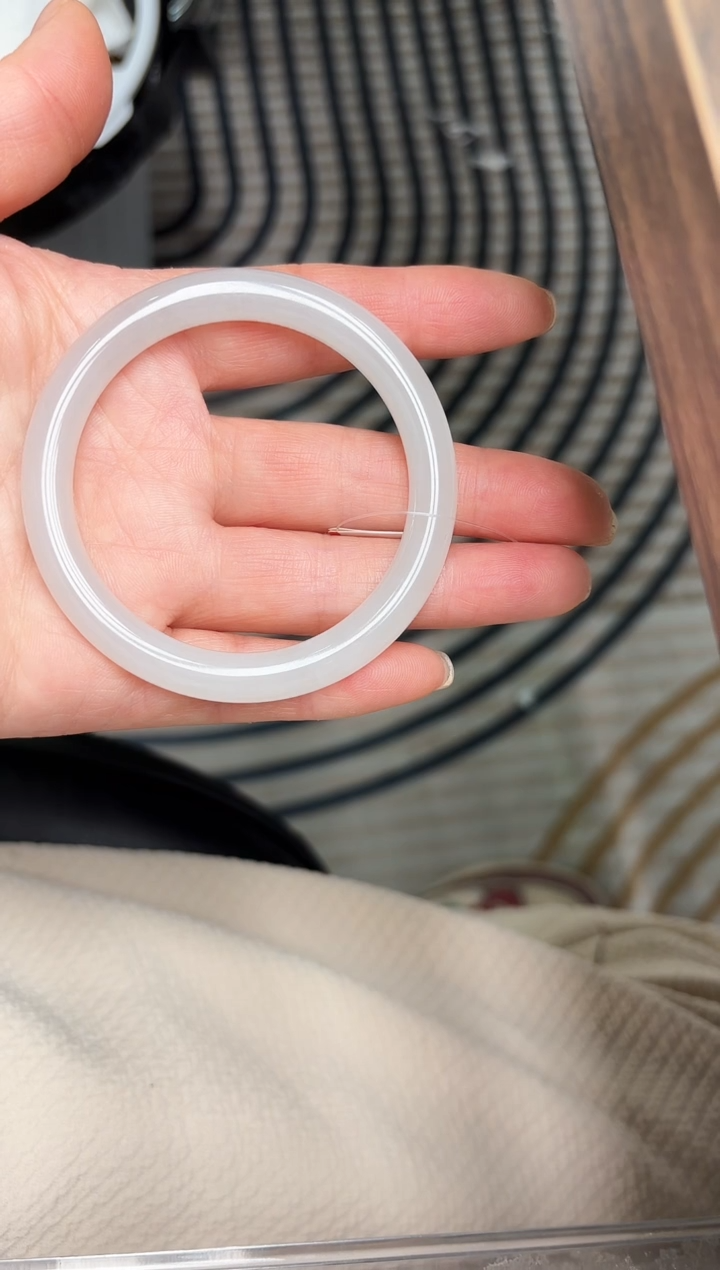 和田玉手镯未镶嵌W-1圈口55