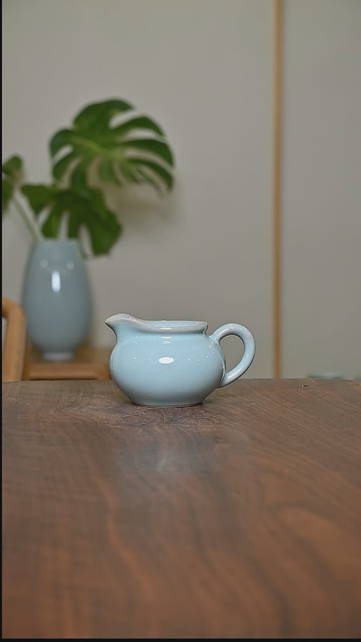 天青釉 圆公道杯 微瑕 朱家汝窑款150ml